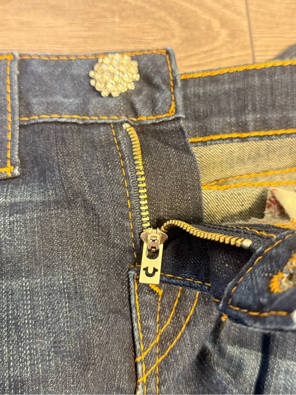 Vintage Y2K Women’s True Religion Flared Jeans - Made In USA Size 31 - Picture 7 of 9